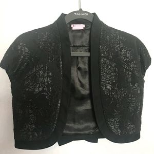 BCBGirls black and short sleeves bolero size M